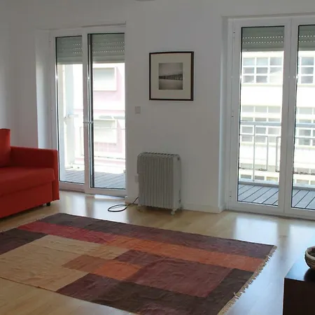 Apartament Luciano Cordeiro * Lizbona